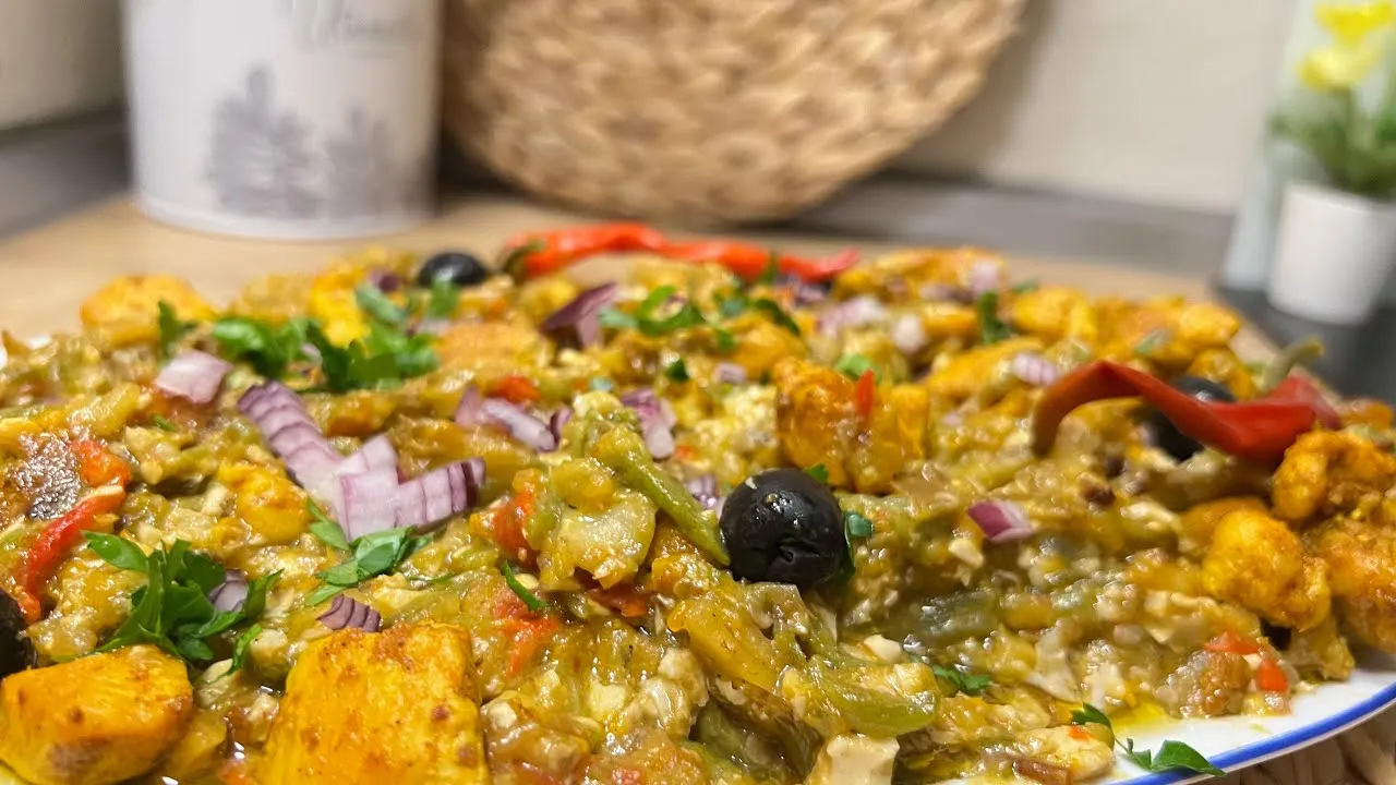 Kafteji au poulet (légumes frits et œufs) 1 kg